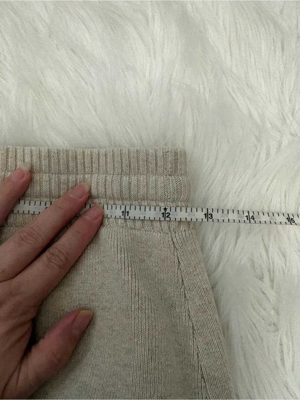 ALO Yoga casual knit